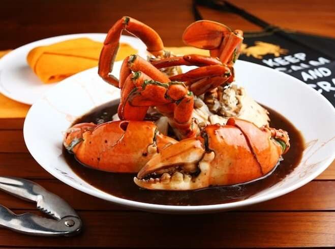 Plated crab dish served at Colombo’s Ministry of Crab restaurant