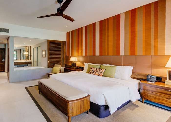 Stylish hotel room at Cinnamon Hotel in Sri Lanka