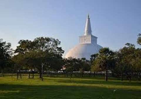 Tissamaharama Rajamaha Viharaya stupa Sri Lanka